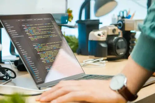 Why start-ups love Shopify Web Development!